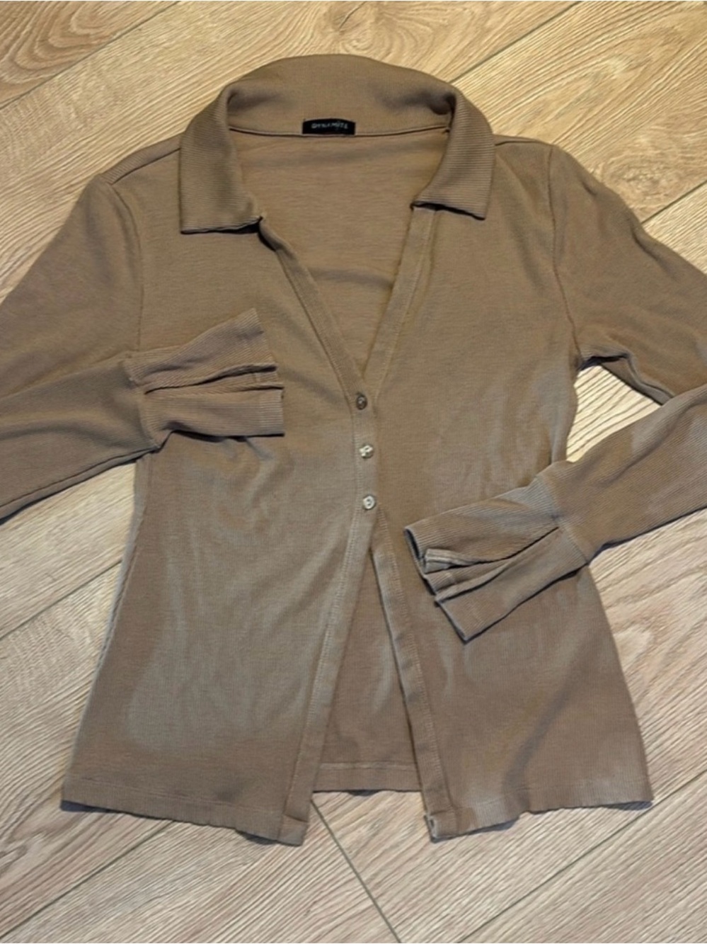 Dynamite Ribbed Taupe Button-Front Collared Knit Top - Picture 3 of 6